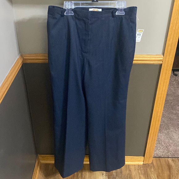 Talbots navy blue pinstripe dress pants wool silk blend size 6P NWT - Picture 1 of 7